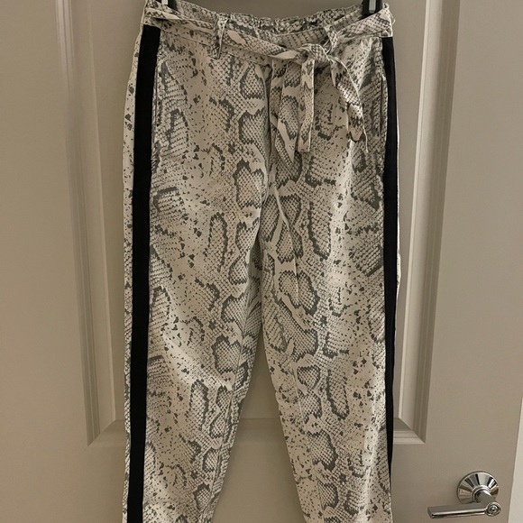 !NEW! PAM & GELA Snake Print High Rise Tie Track Jogger Pants - Size P - Picture 4 of 12